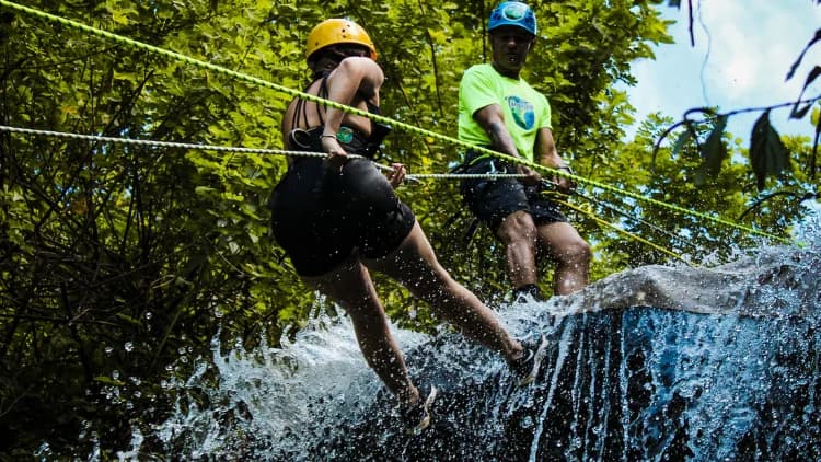 Calhetas Rappelling 96m