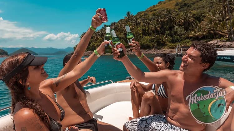 Shared Boat Tour – The 3 Islands of the South Coast